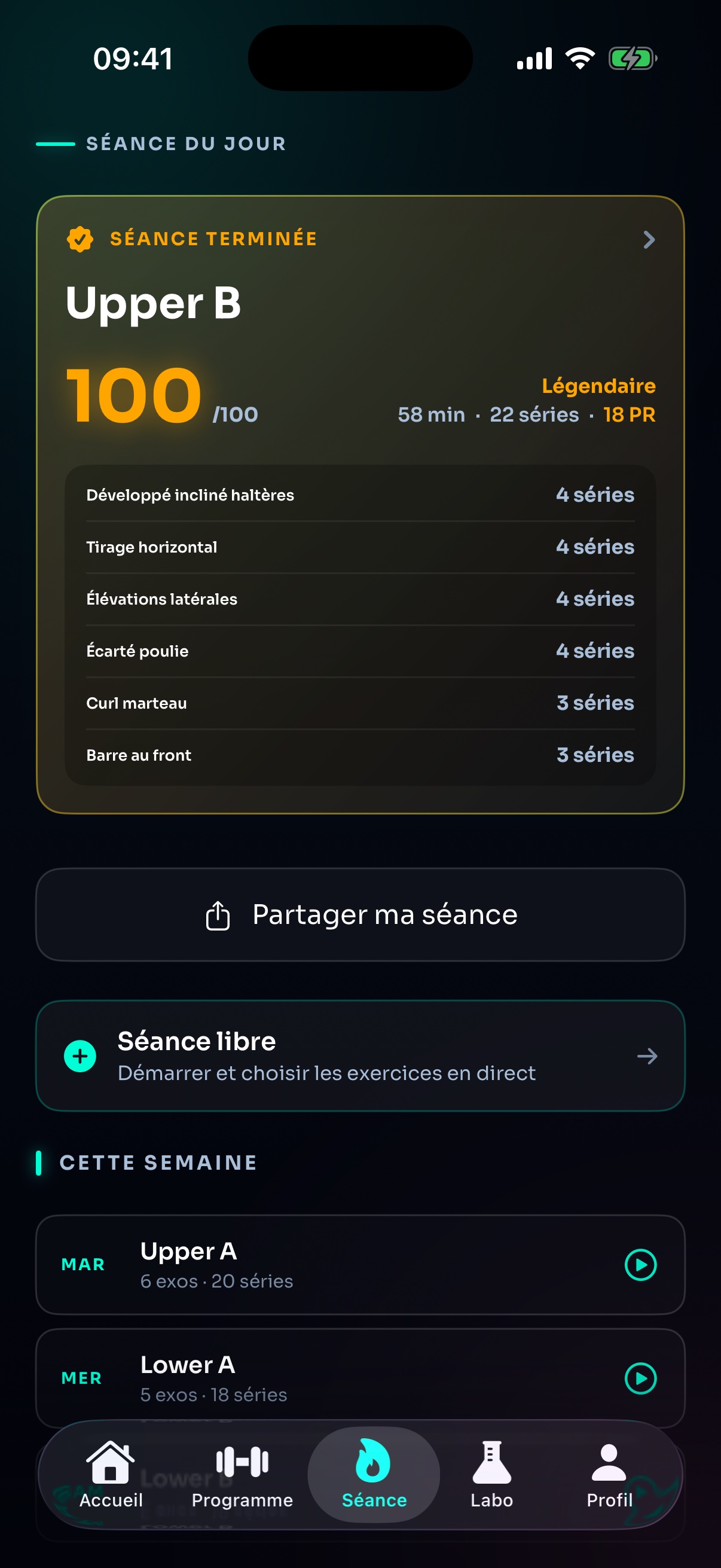 Schermata di allenamento di S·Load su iPhone: esercizi, serie confermate e timer di recupero